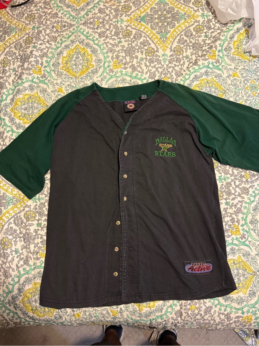 Active USA Black and Green Raglan Button-Front Shirt